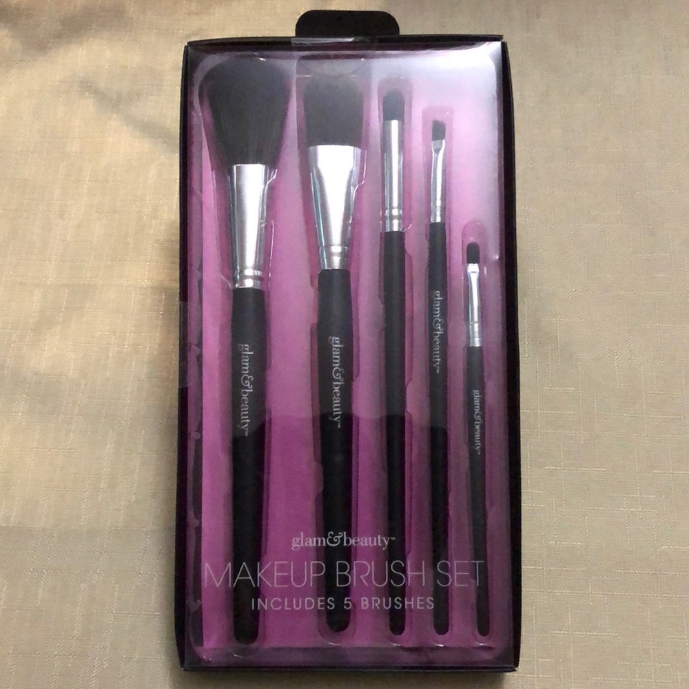 New_ Glam & Beauty 5 Piece Makeup Brush Set